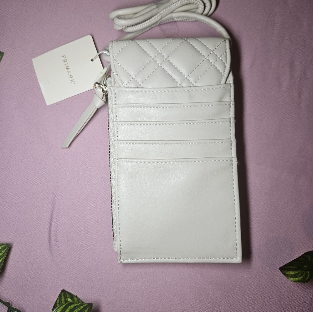 Primark White Quilted Crossbody Bag - Picture 2 of 3